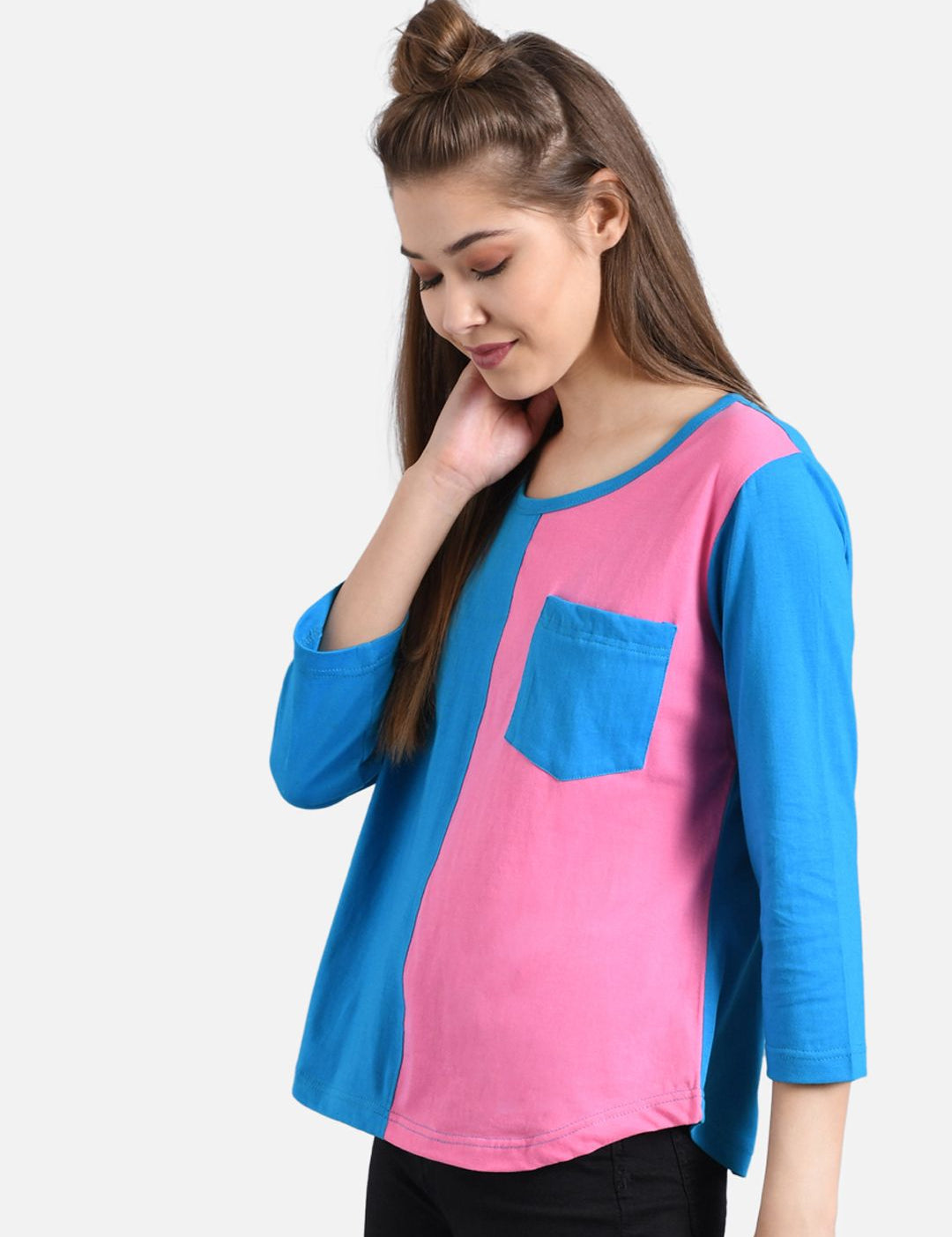 Kotty Women Blue & Pink Colourblocked Round Neck T-shirt
