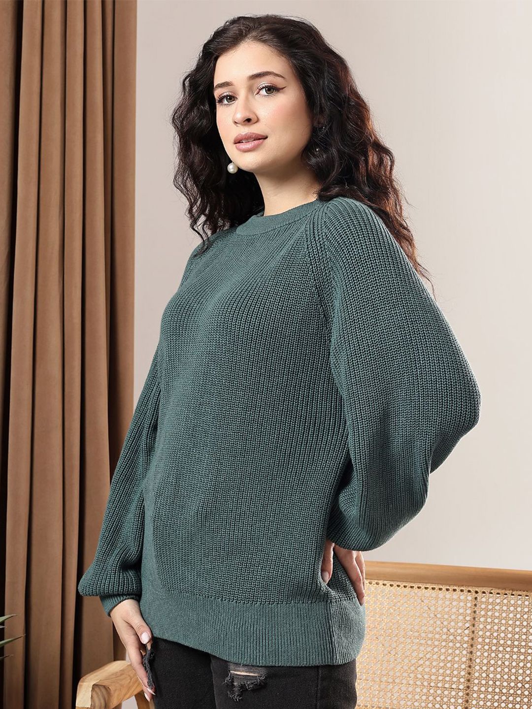 Kotty Women Round Neck Ribbed Pullover