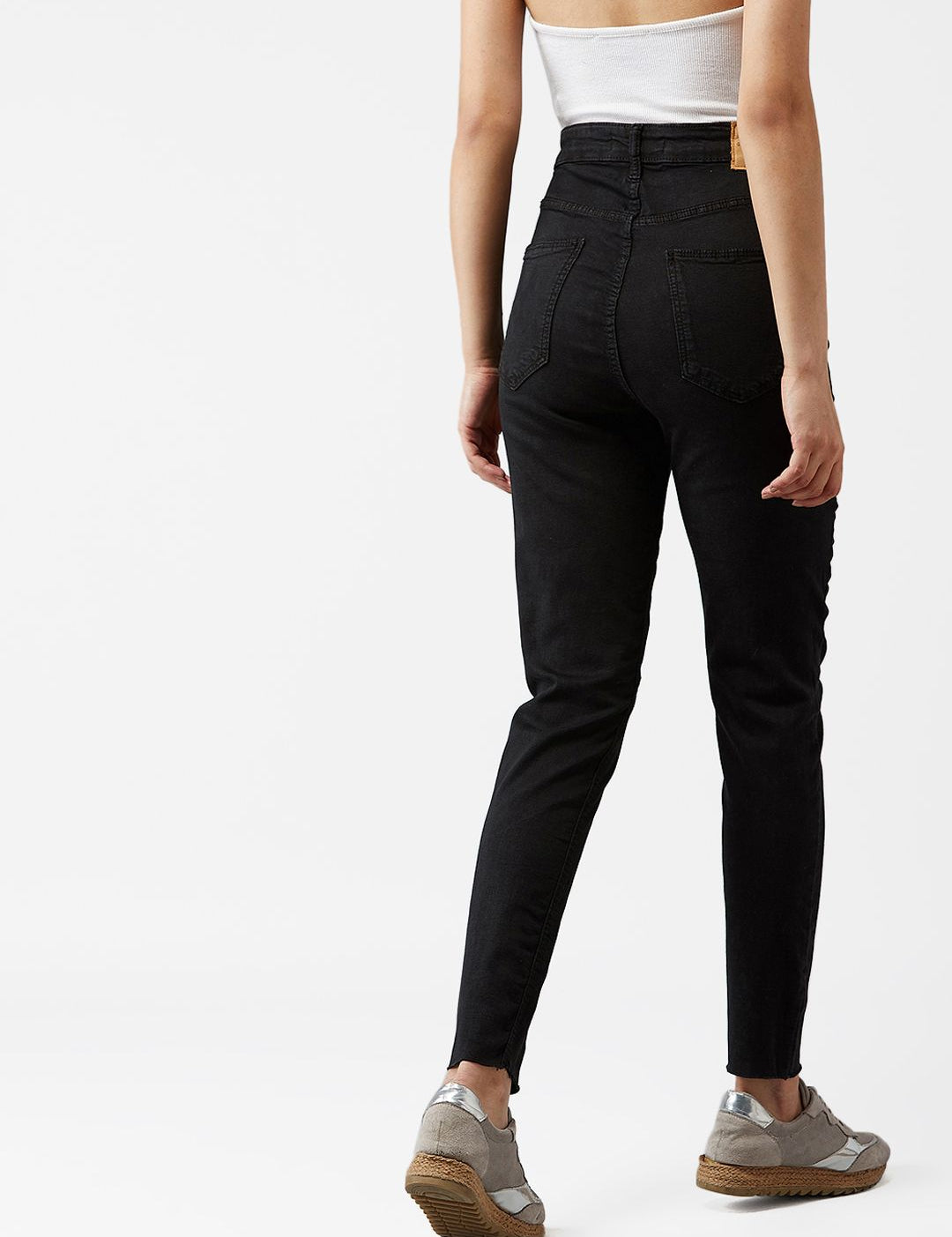 Kotty Women Black Skinny Fit High-Rise Mildly Distressed Jeans