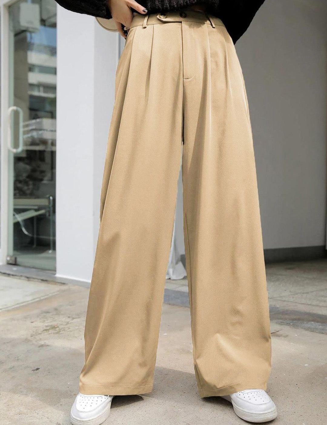 Kotty Women Relaxed Straight Leg Fit High-Rise Easy Wash Pleated Parallel Trousers