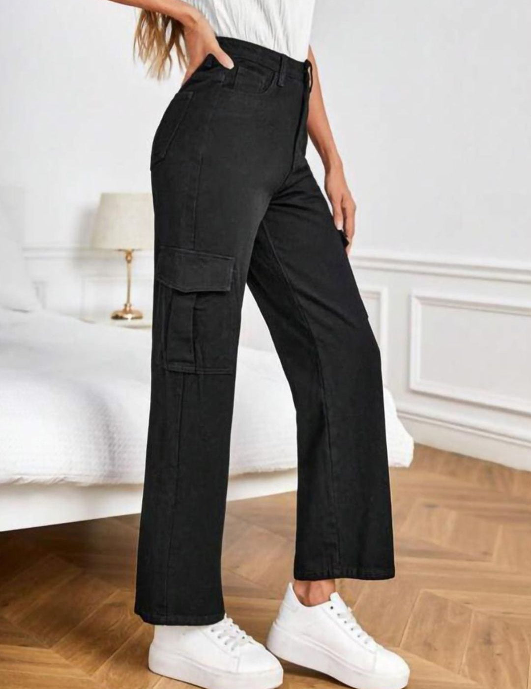 Kotty Women Black Jean Straight Fit High Rise Clean Look Stretchable Jeans