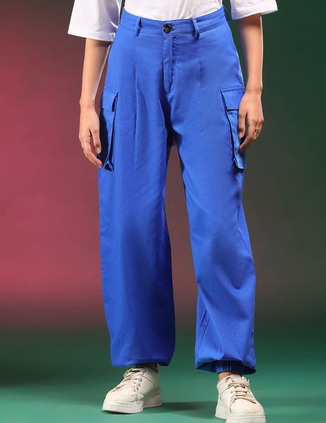 Kotty Women Relaxed Loose Fit High-Rise Easy Wash Cargo Trousers