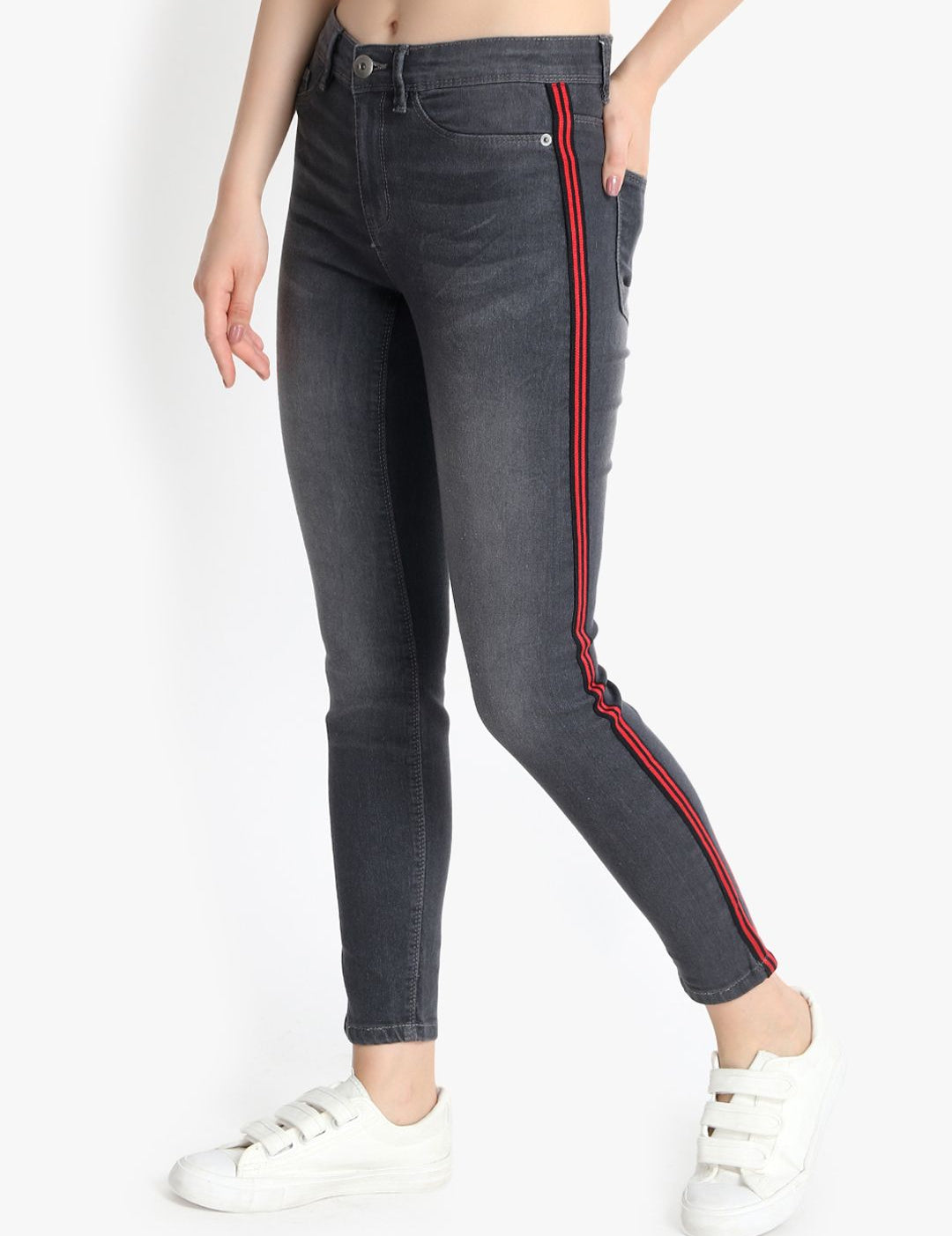 Kotty Women Black Skinny Fit High-Rise Clean Look Jeans