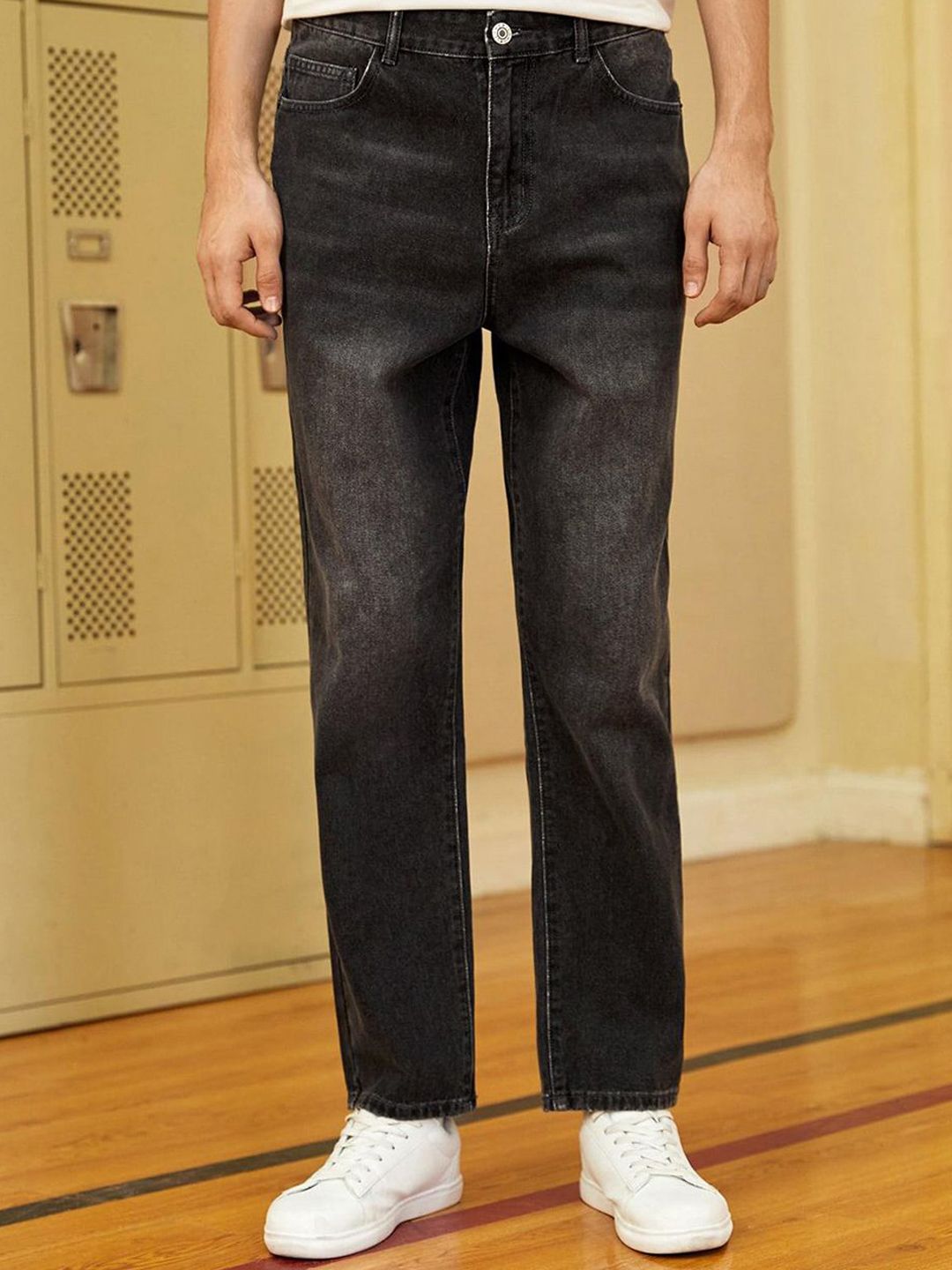 Kotty Men Slim Fit Light Fade Stretchable Jeans