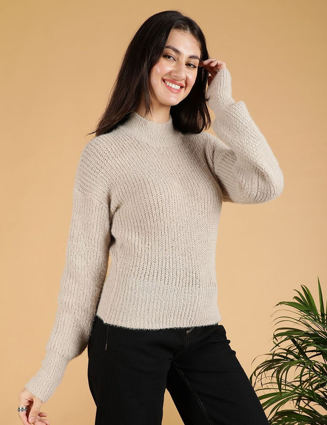 Kotty Women Round Neck Pullover