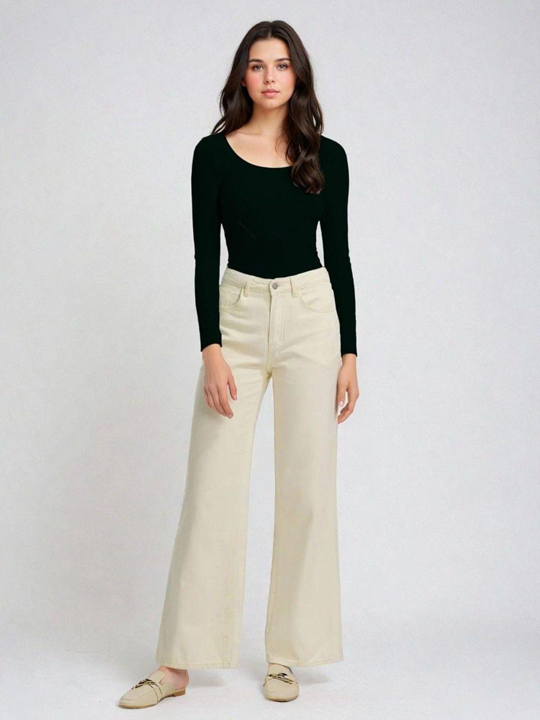 Kotty Women Solid Scoop Neck Top