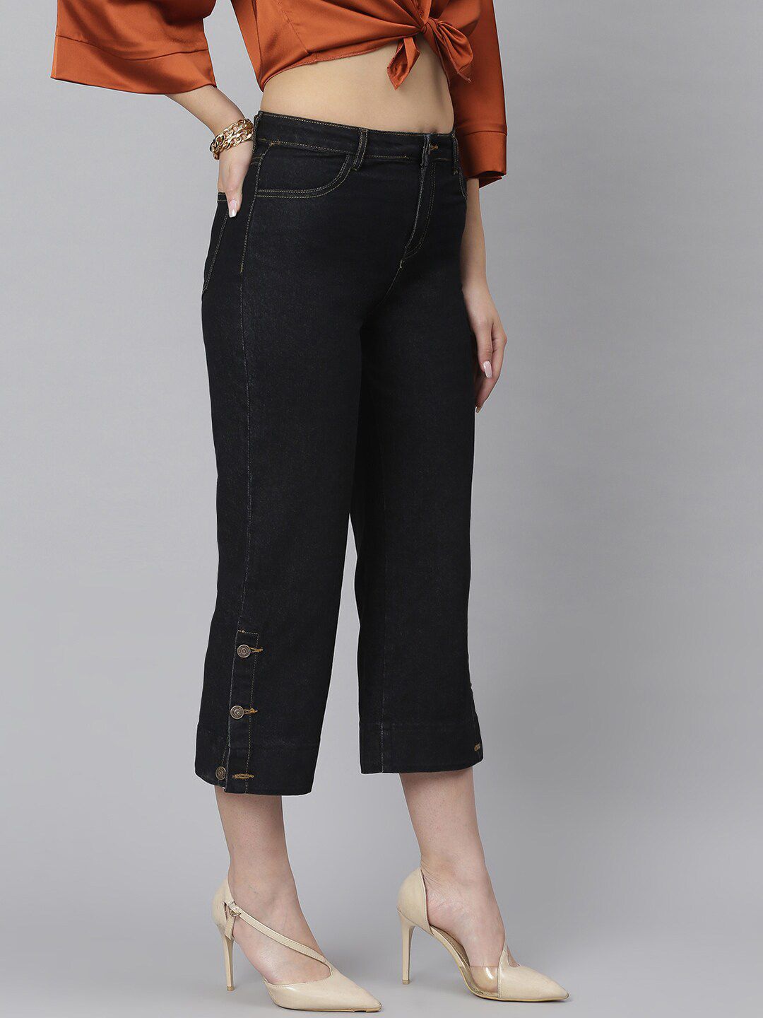 Kotty Women Blue Flared High-Rise Clean Look Jeans