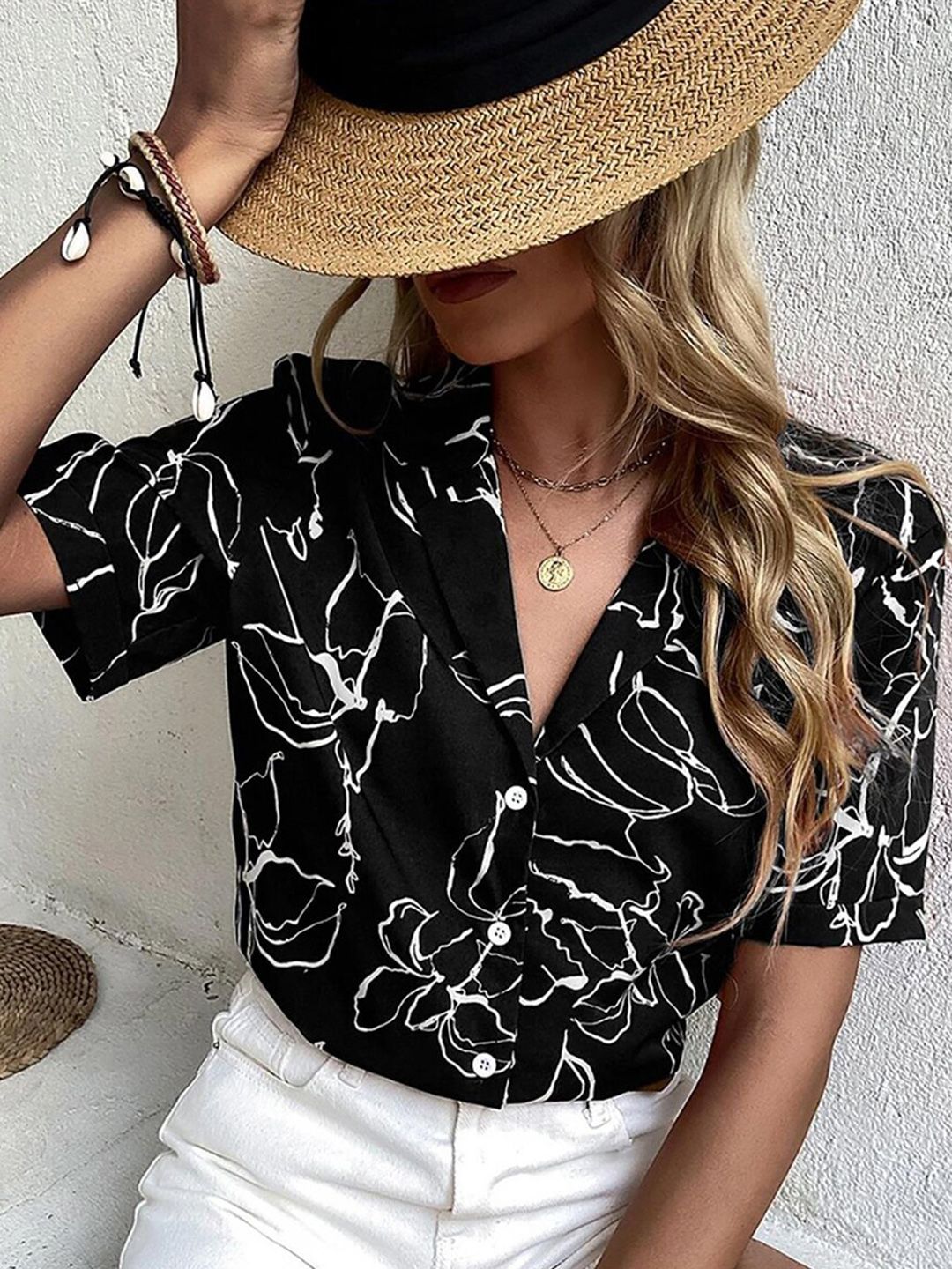 Kotty Women Black & White Floral Printed Crepe Shirt Style Top