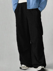 Kotty Men Relaxed Fit Mid-Rise Cotton Cargo Trousers