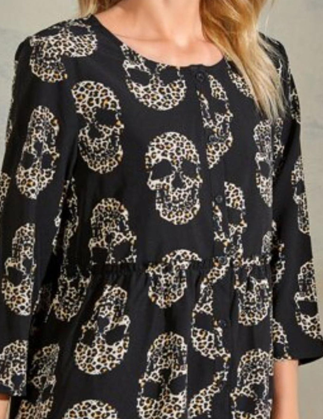 Kotty Conversational Printed Round Neck Crepe Top