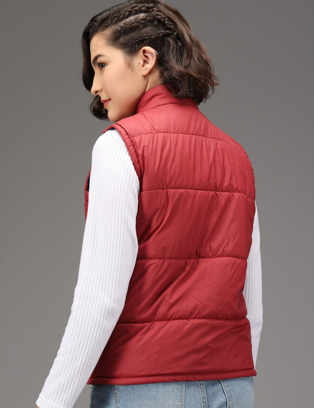 Kotty Women Maroon Solid Sleeveless Puffer Jacket