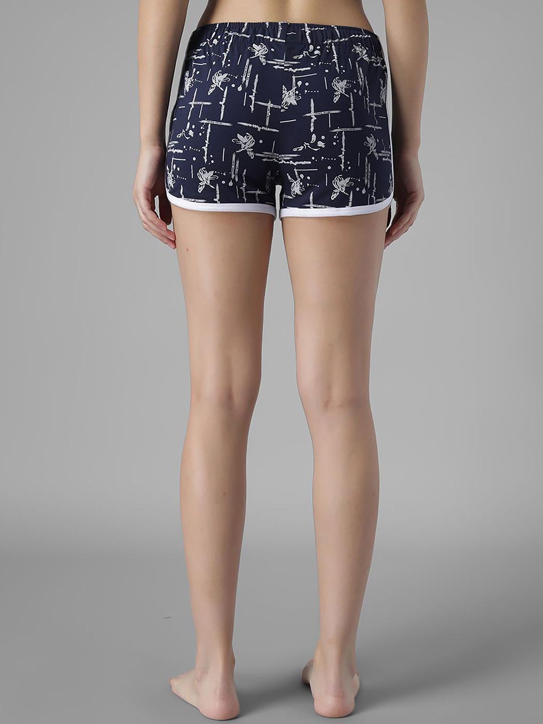 Kotty Women Conversational Printed Regular Fit Low-Rise Hot Pants Shorts