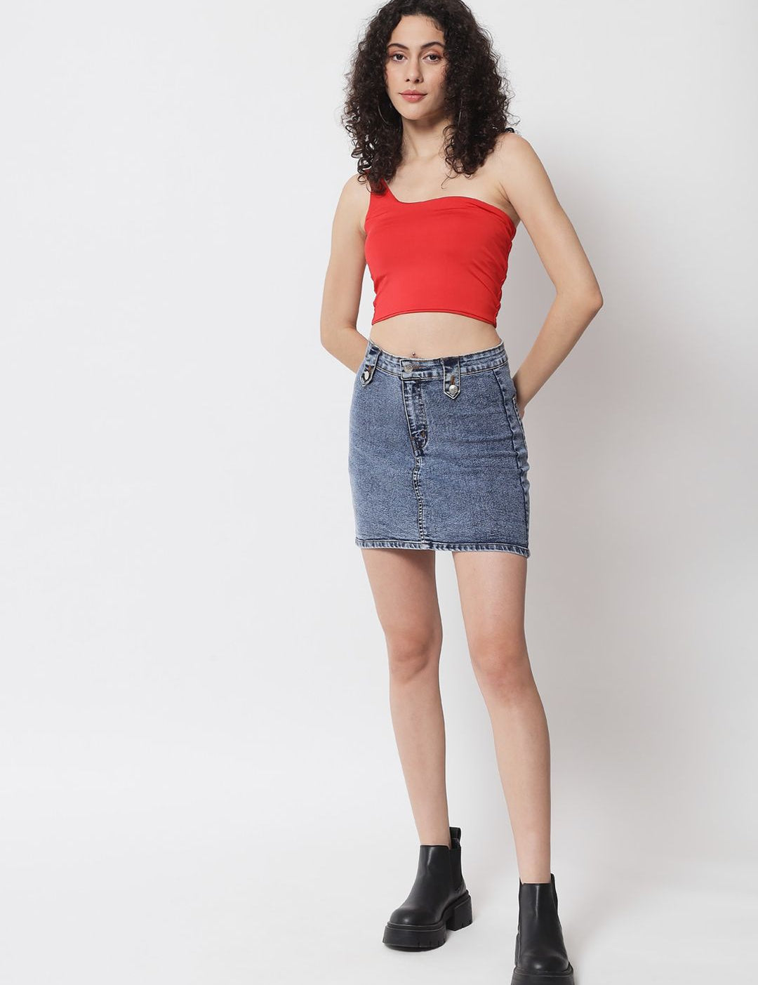 Kotty Women Blue Solid Straight Denim Skirt