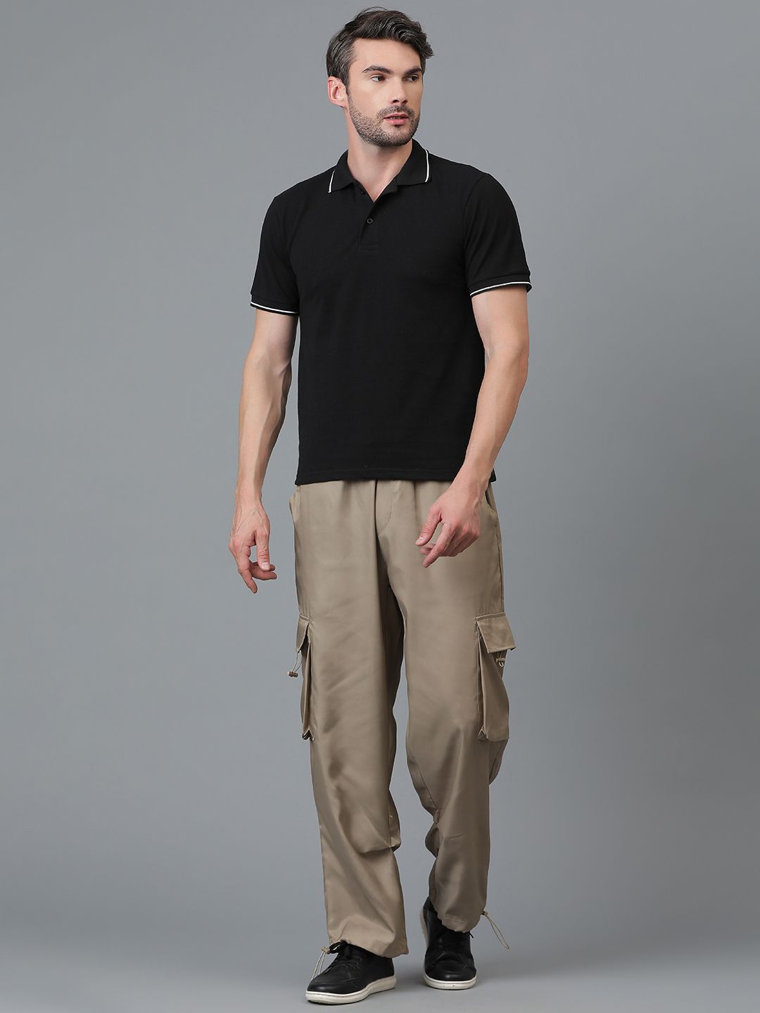 Kotty Men Relaxed Low-Rise Easy Wash Cargos Trousers