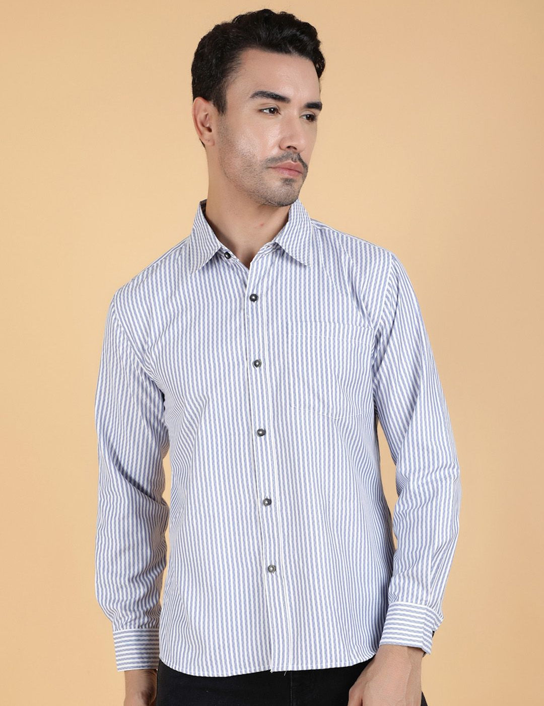 Kotty Men Relaxed Spread Collar Graphic Printed Casual Shirt