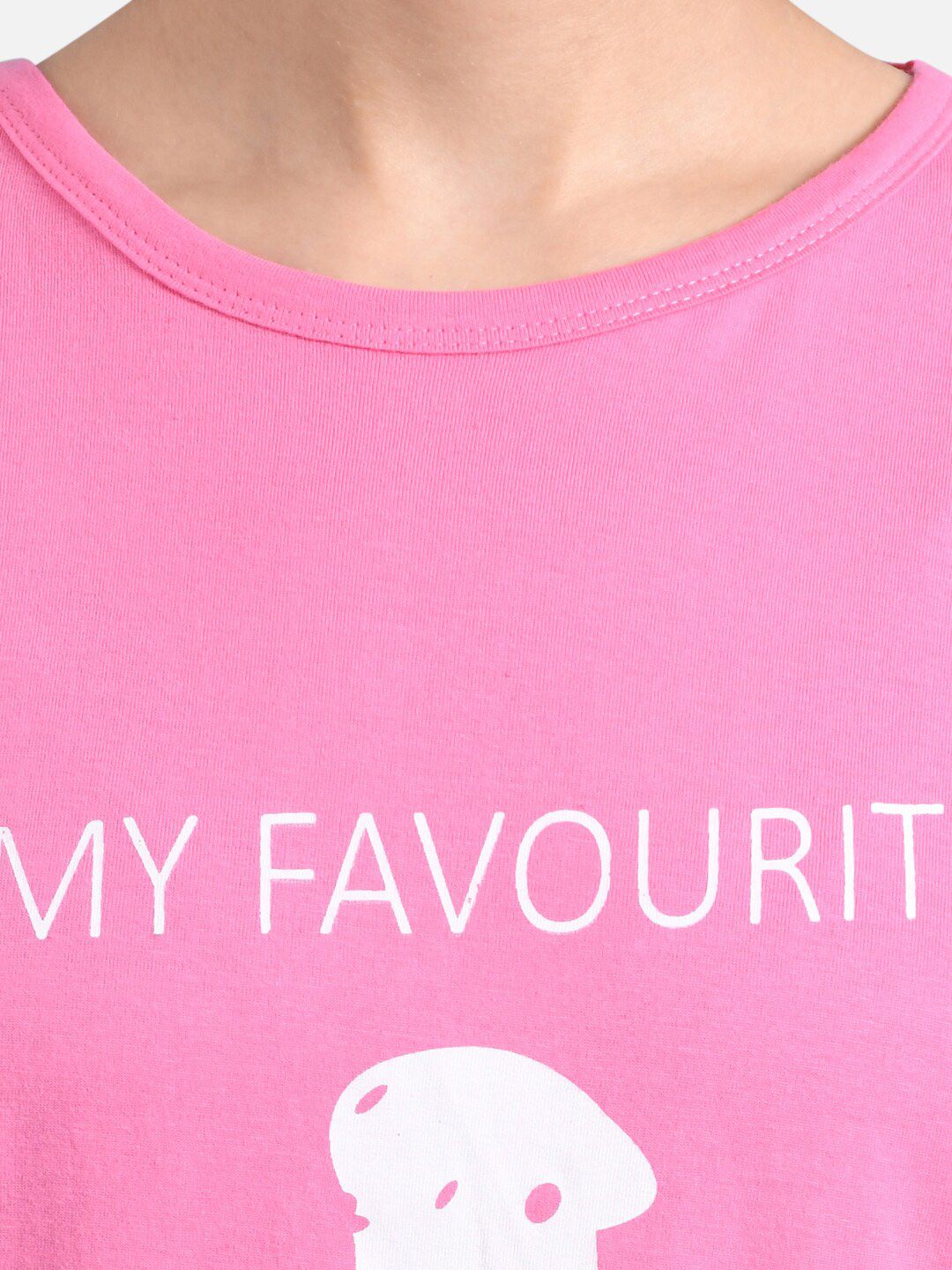 Kotty Women Pink & White Printed Round Neck T-shirt