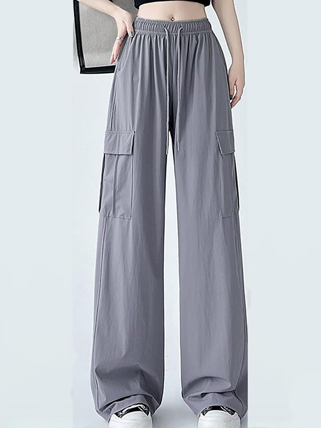 Kotty Women High-Rise Cotton Cargo Trousers