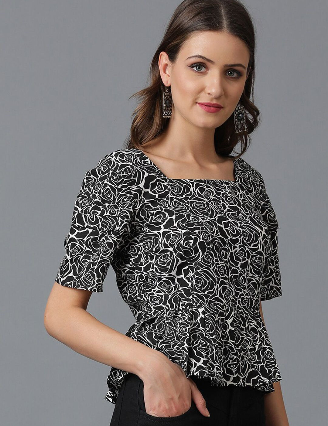 Kotty Black Floral Printed Puff Sleeve Crepe Peplum Top