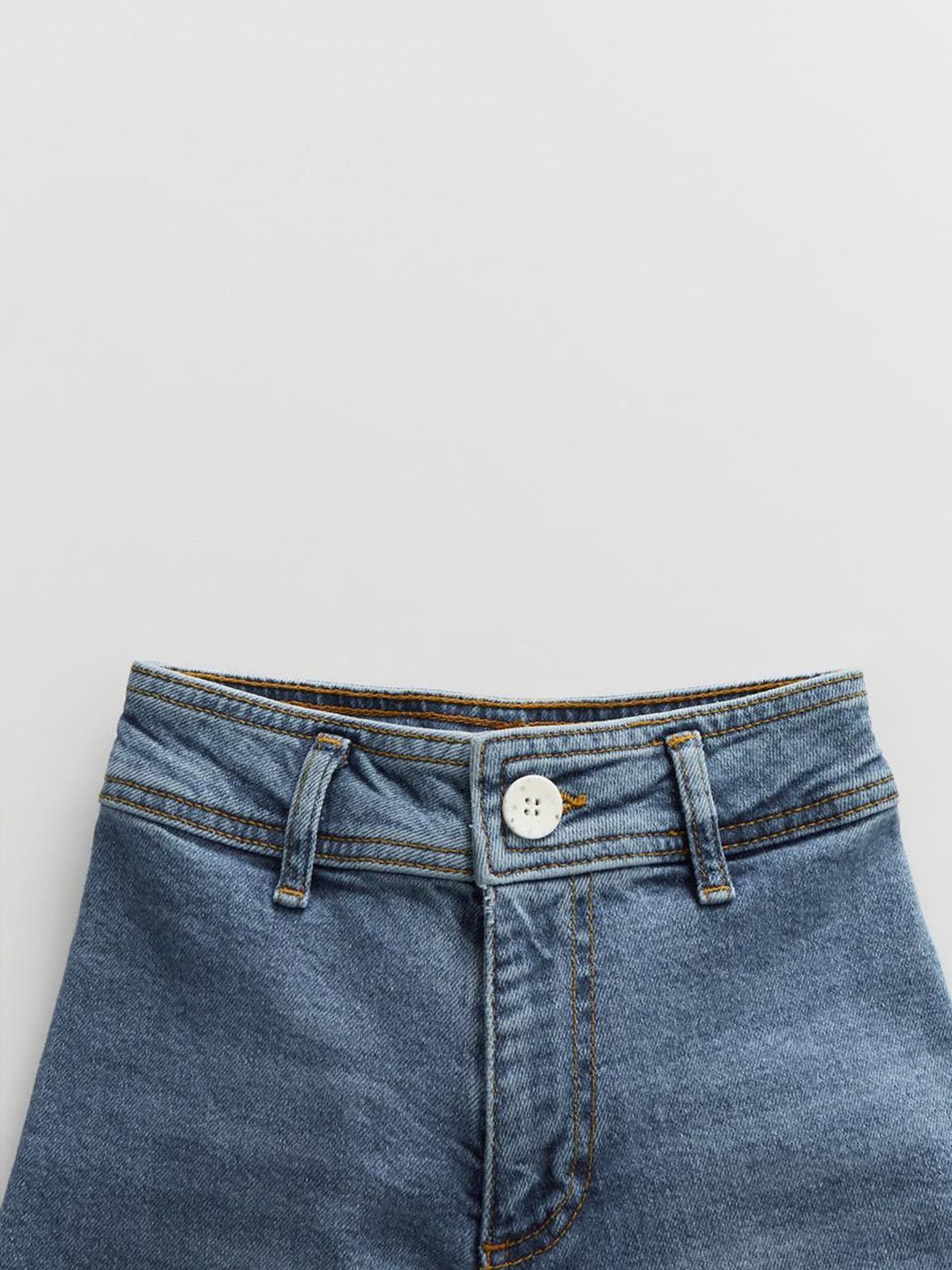 Kotty Girls Jean Mid-Rise Clean Look Light Fade Whiskers Stretchable Jeans