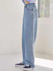 Kotty Women Jean Straight Fit High-Rise Clean Look Stretchable Jeans