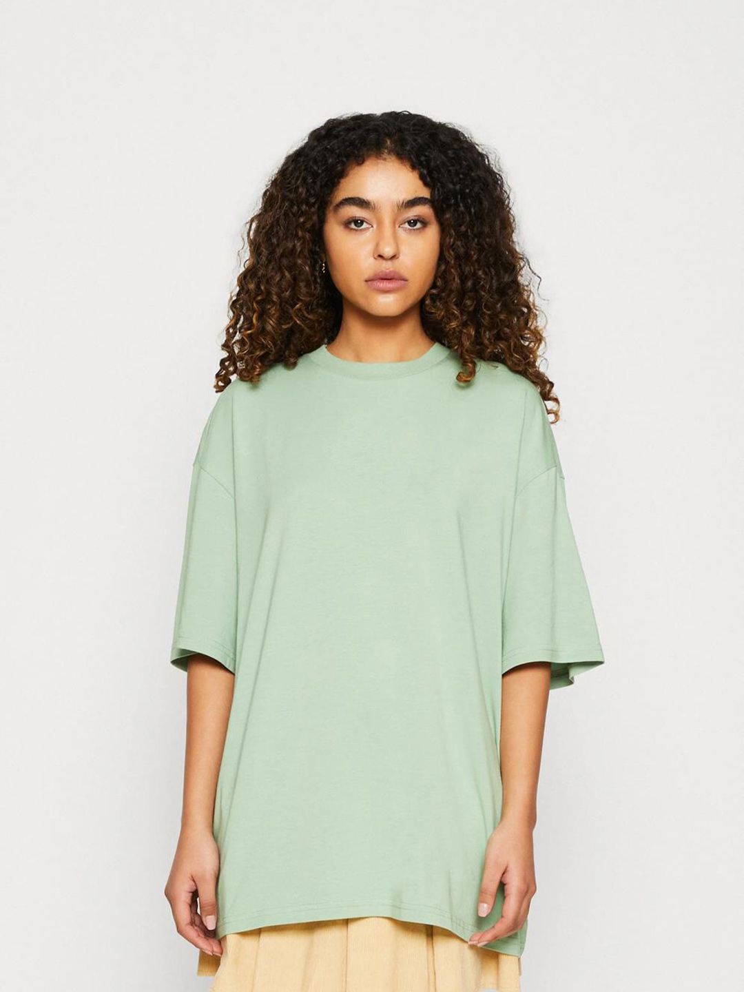KOTTY Basics Round Neck Oversized T-shirt