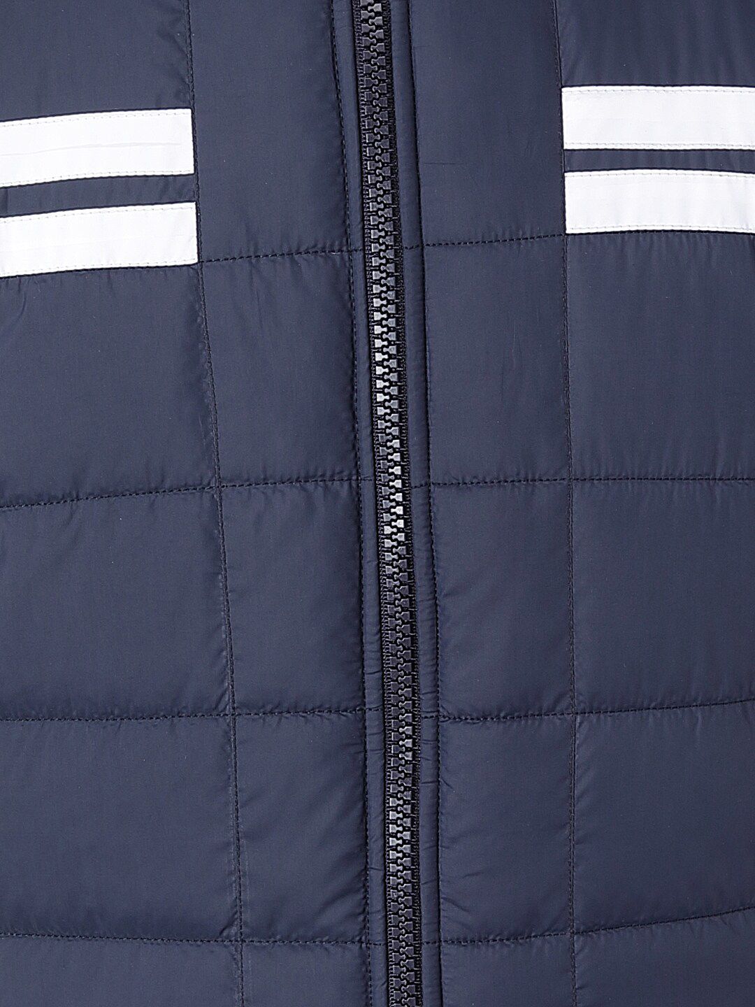 Kotty Men Blue Solid Puffer Jacket
