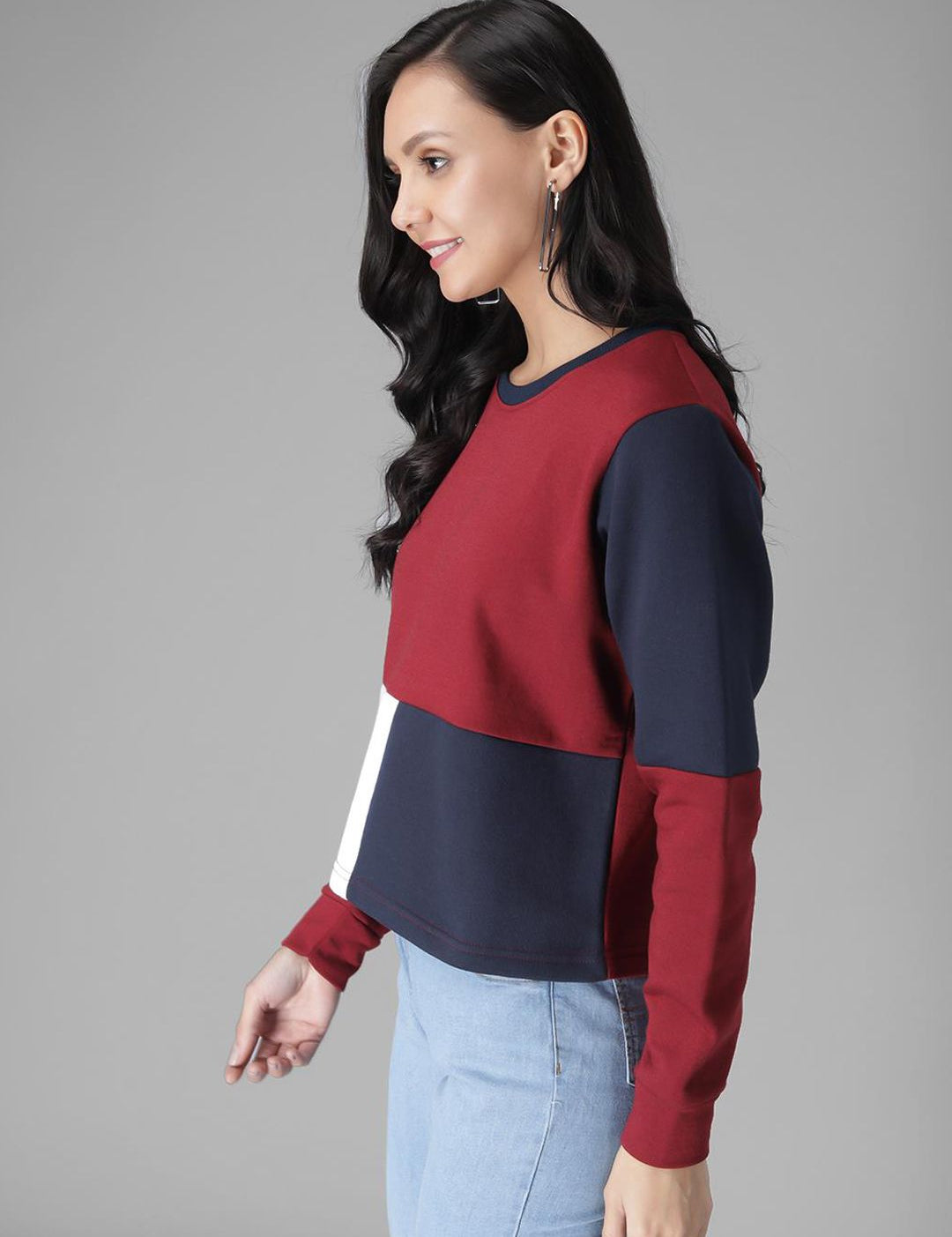 Kotty Women Maroon & White Colourblocked Sweatshirt