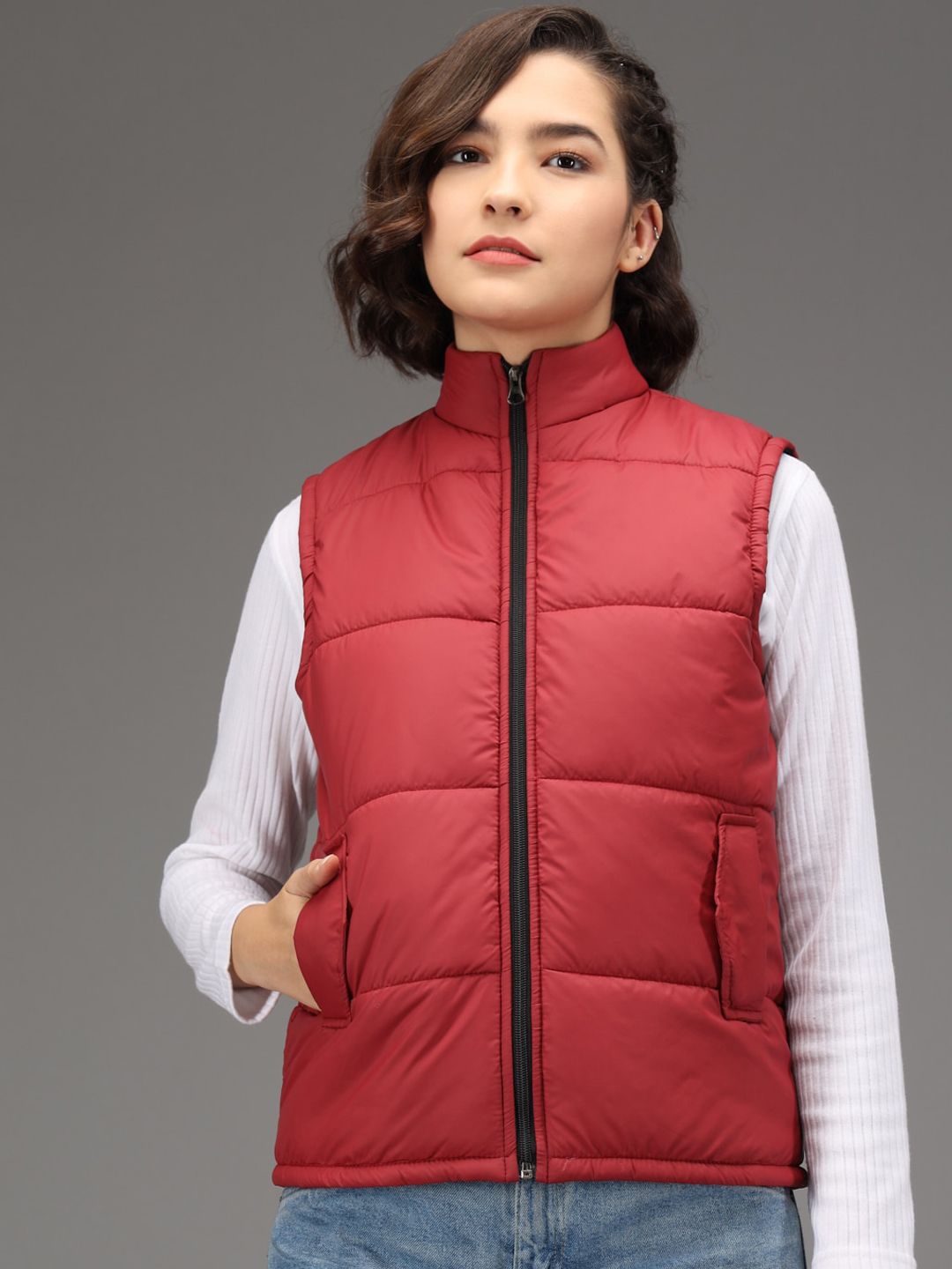 Kotty Women Maroon Solid Sleeveless Puffer Jacket