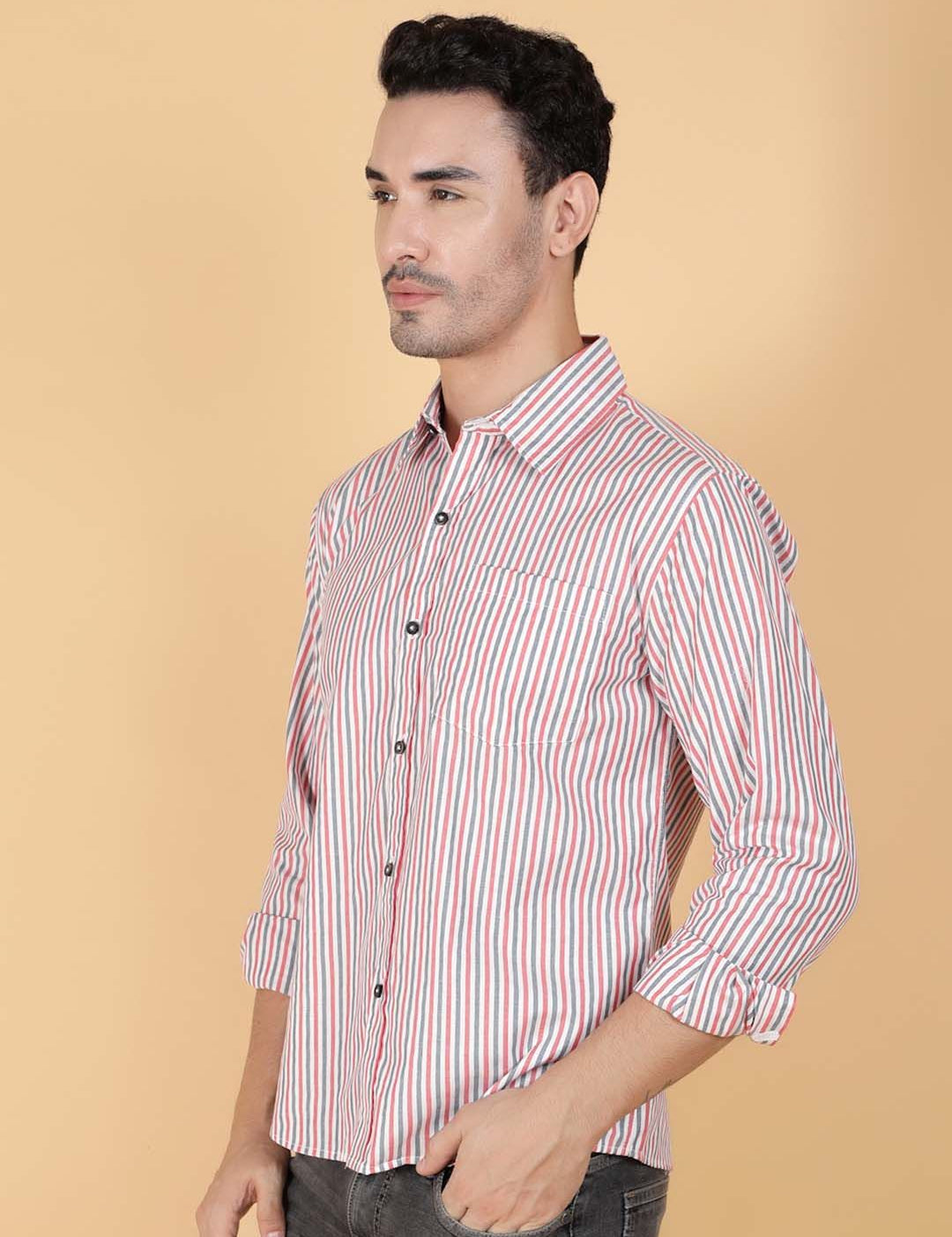 Kotty Men Relaxed Spread Collar Graphic Printed Casual Shirt