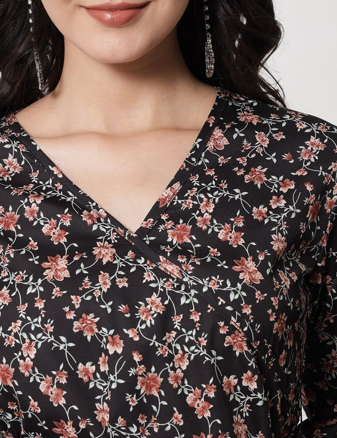 Kotty Floral Printed Puff Sleeves Wrap Top