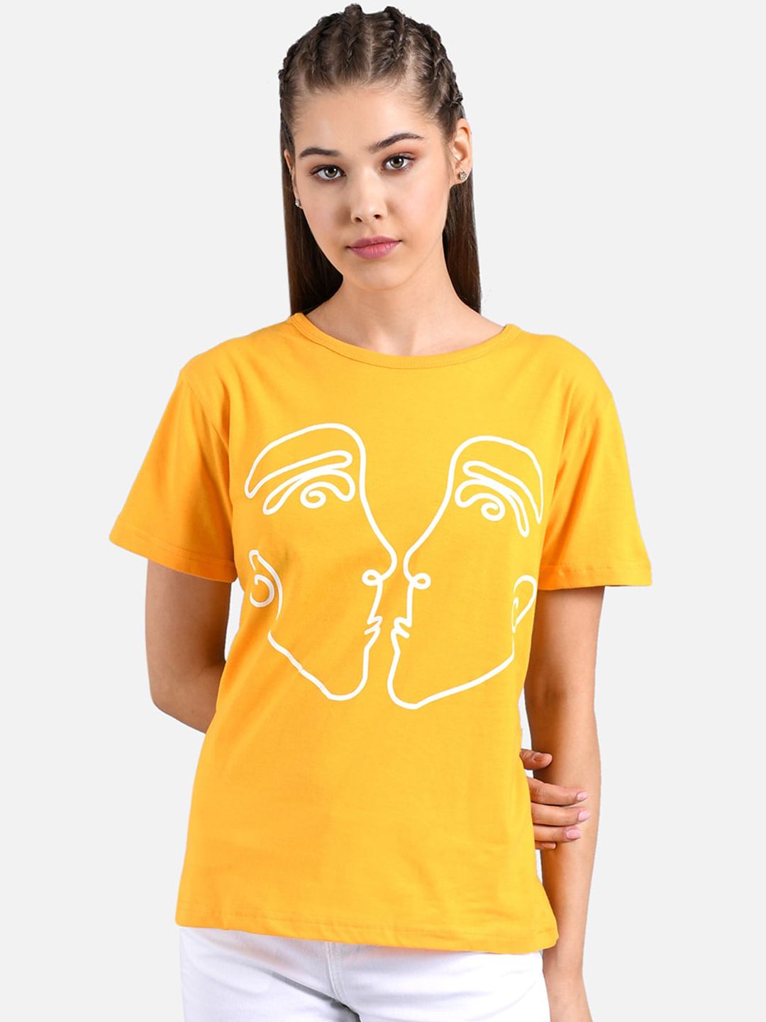 Kotty Women Yellow &White Printed Round Neck T-shirt