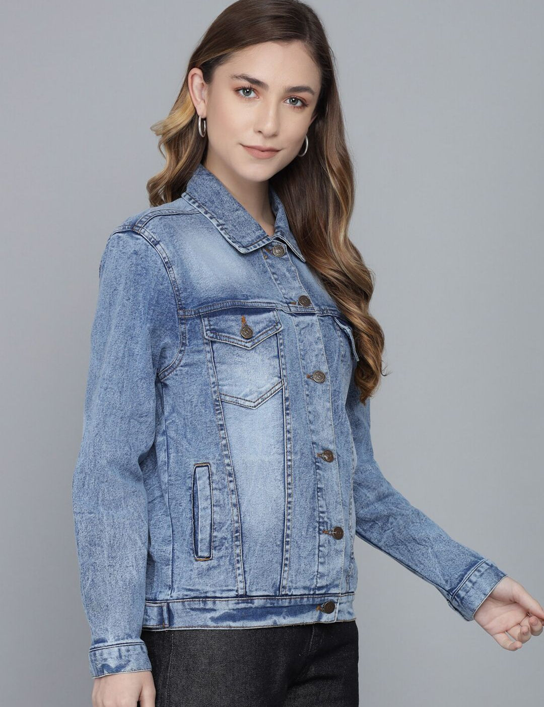 Kotty Women Blue Washed Lightweight Denim Jacket with Patchwork