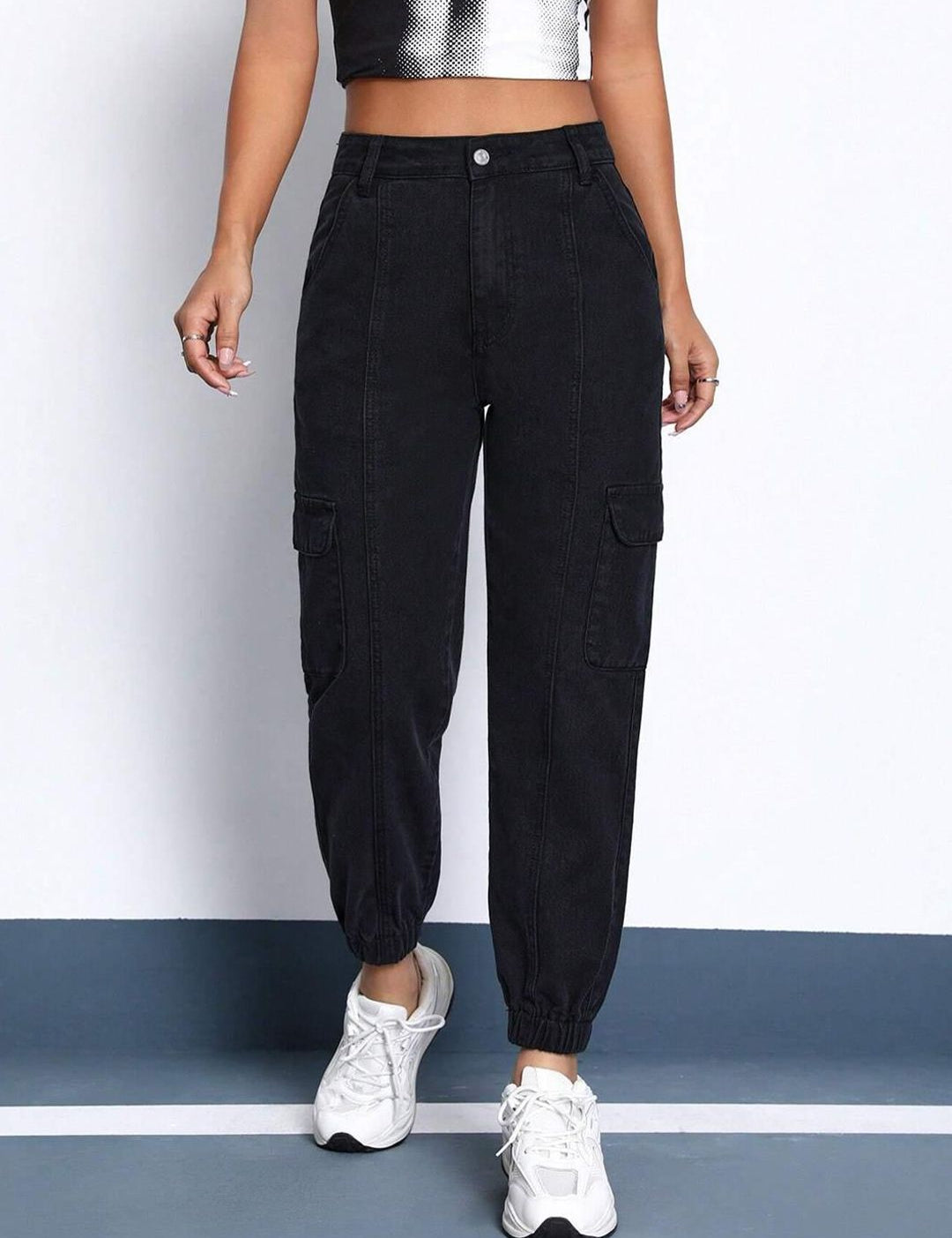 Kotty Women Black Jean Straight Fit Stretchable Cargo Jeans