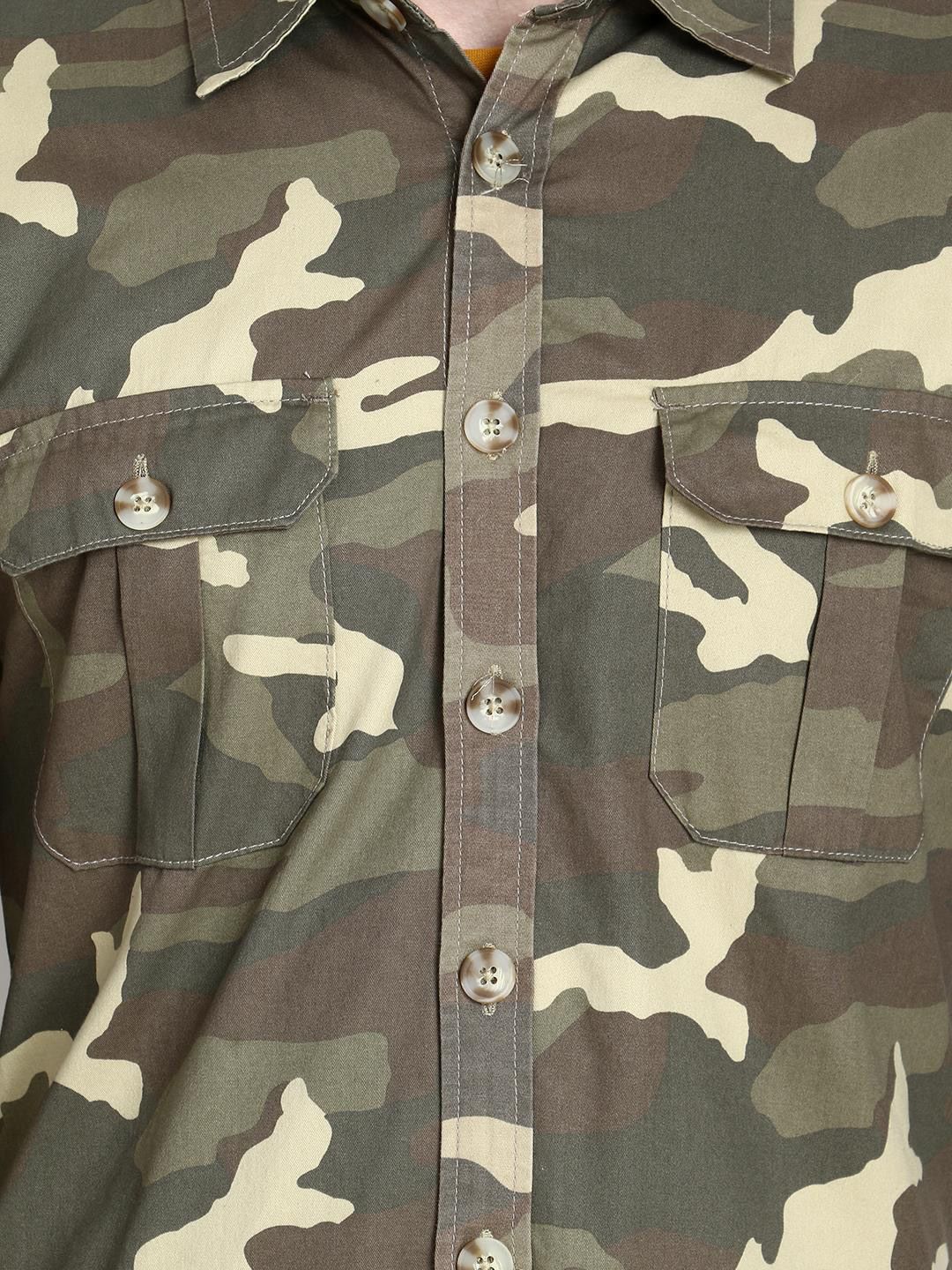 Kotty Men Olive Green Camo Printed Lightweight Shacket