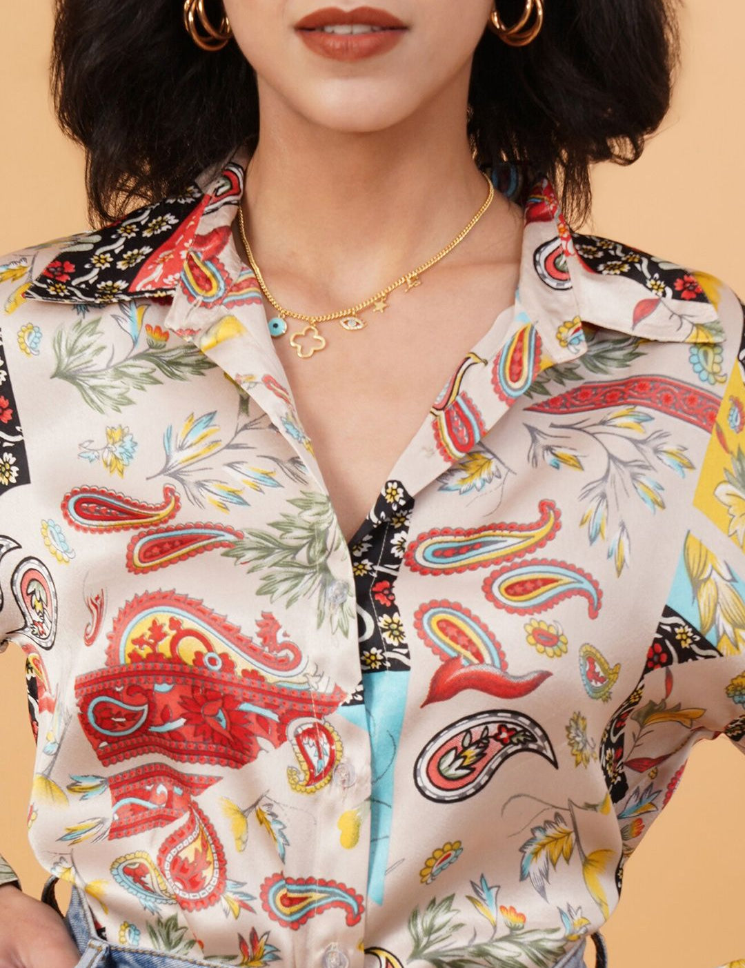 Kotty Abstract Printed Cutaway Collar Casual Shirt