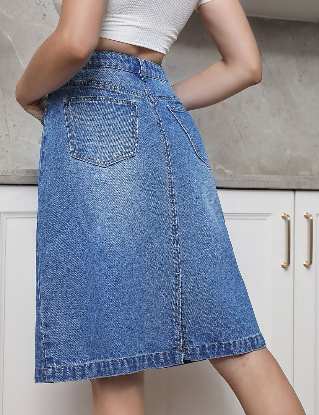  Kotty Pencil Knee Length  Skirts