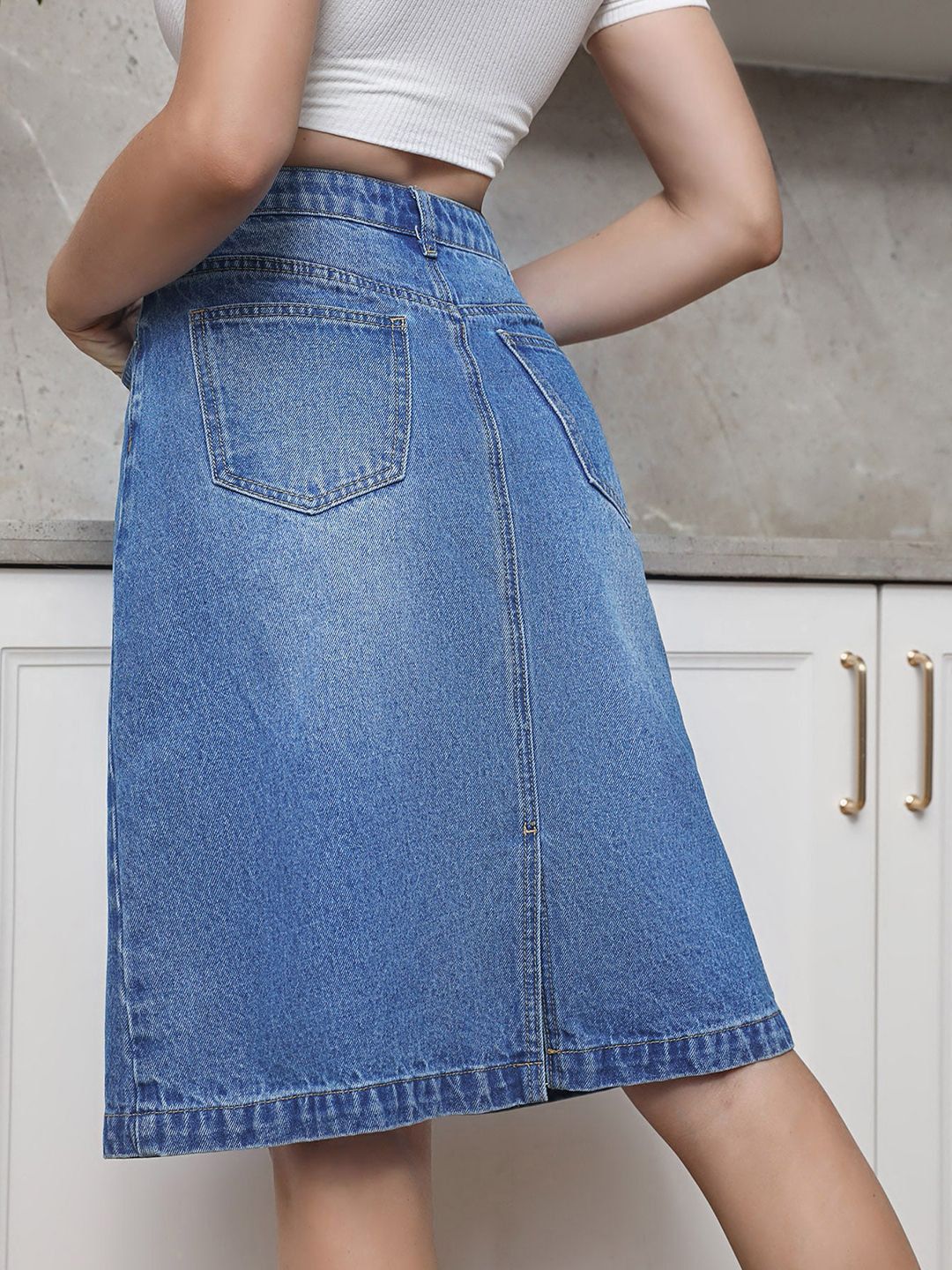  Kotty Pencil Knee Length  Skirts