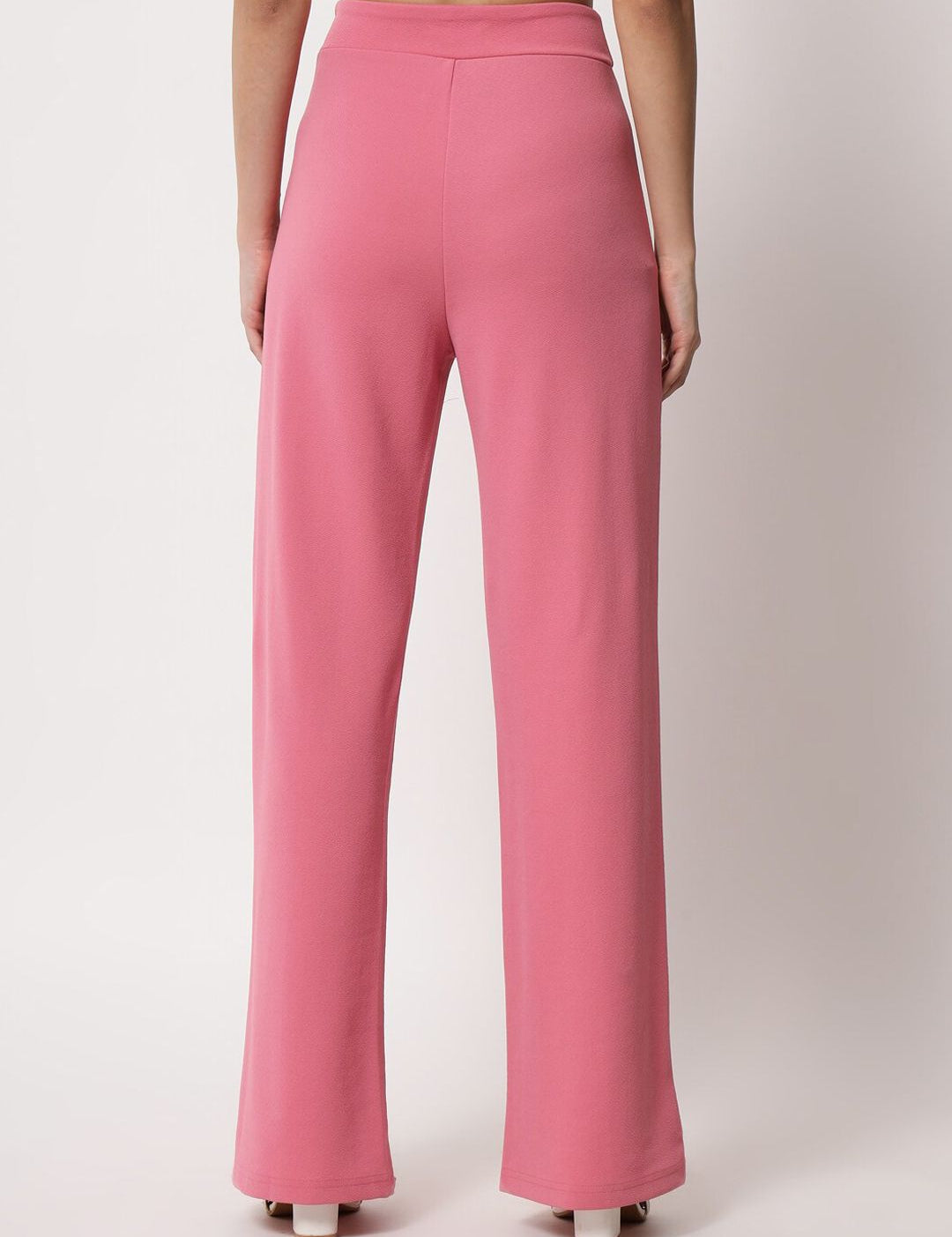 Kotty Women Relaxed Straight Leg Straight Fit High-Rise Easy Wash Parallel Trousers