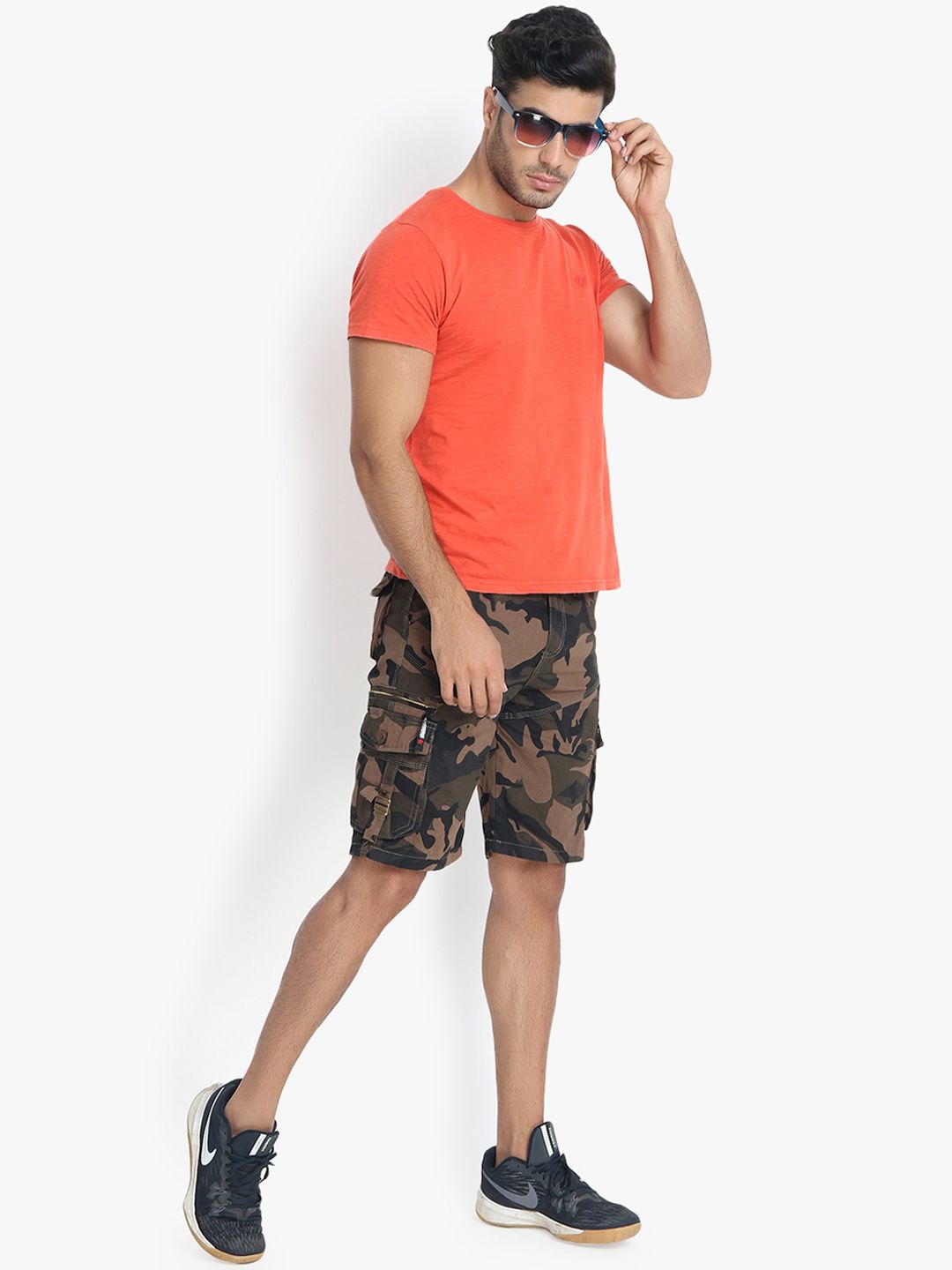 Kotty Men Olive Green Printed Regular Fit Cargo Shorts