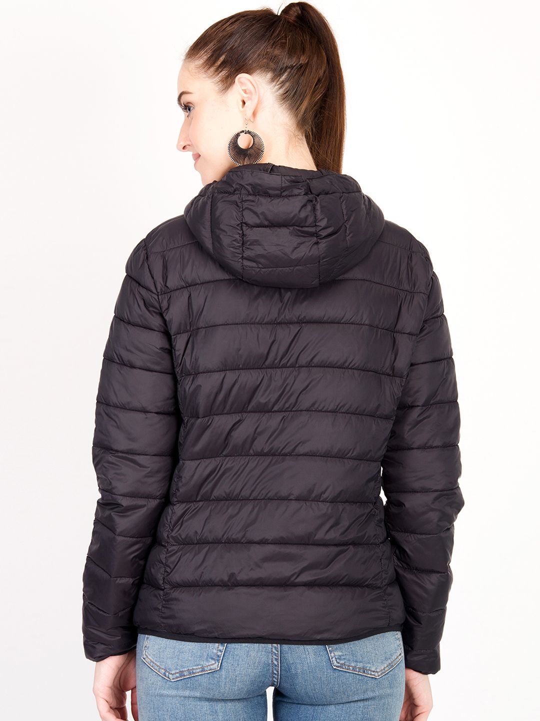Kotty Women Black Solid Insulator Hooded Puffer Jacket