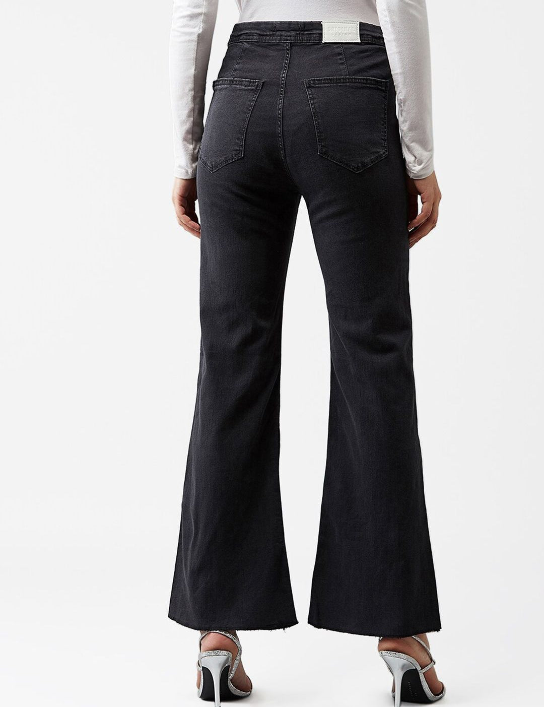 Kotty Women Black Skinny Fit Jeans