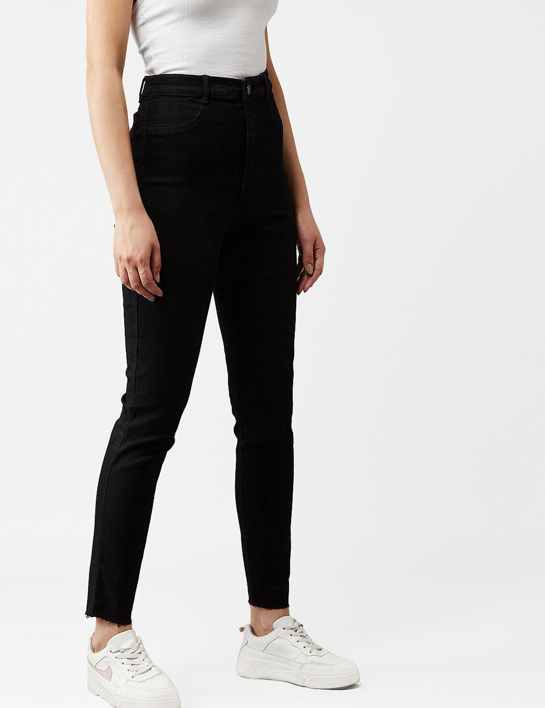 Kotty Women Black Skinny Fit High-Rise Clean Look Jeans