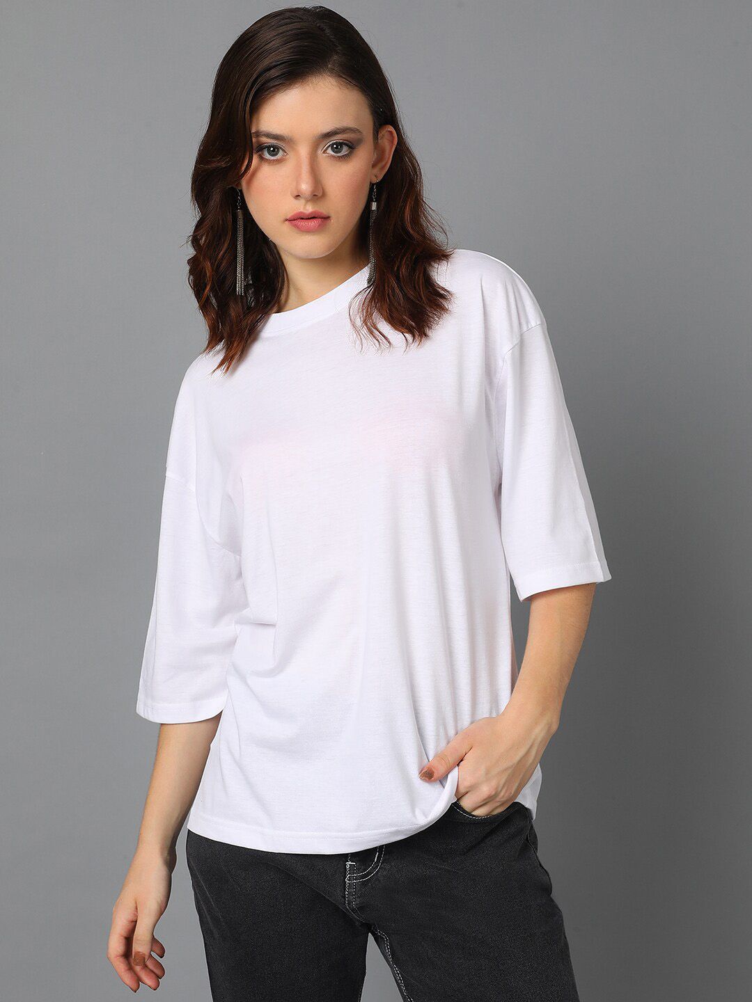 Kotty Round Neck Drop-Shoulder Sleeves Oversized T-shirt