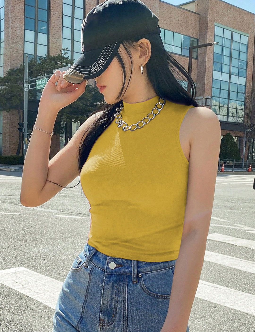 Kotty Women High Neck Sleeveless Fitted Crop Top