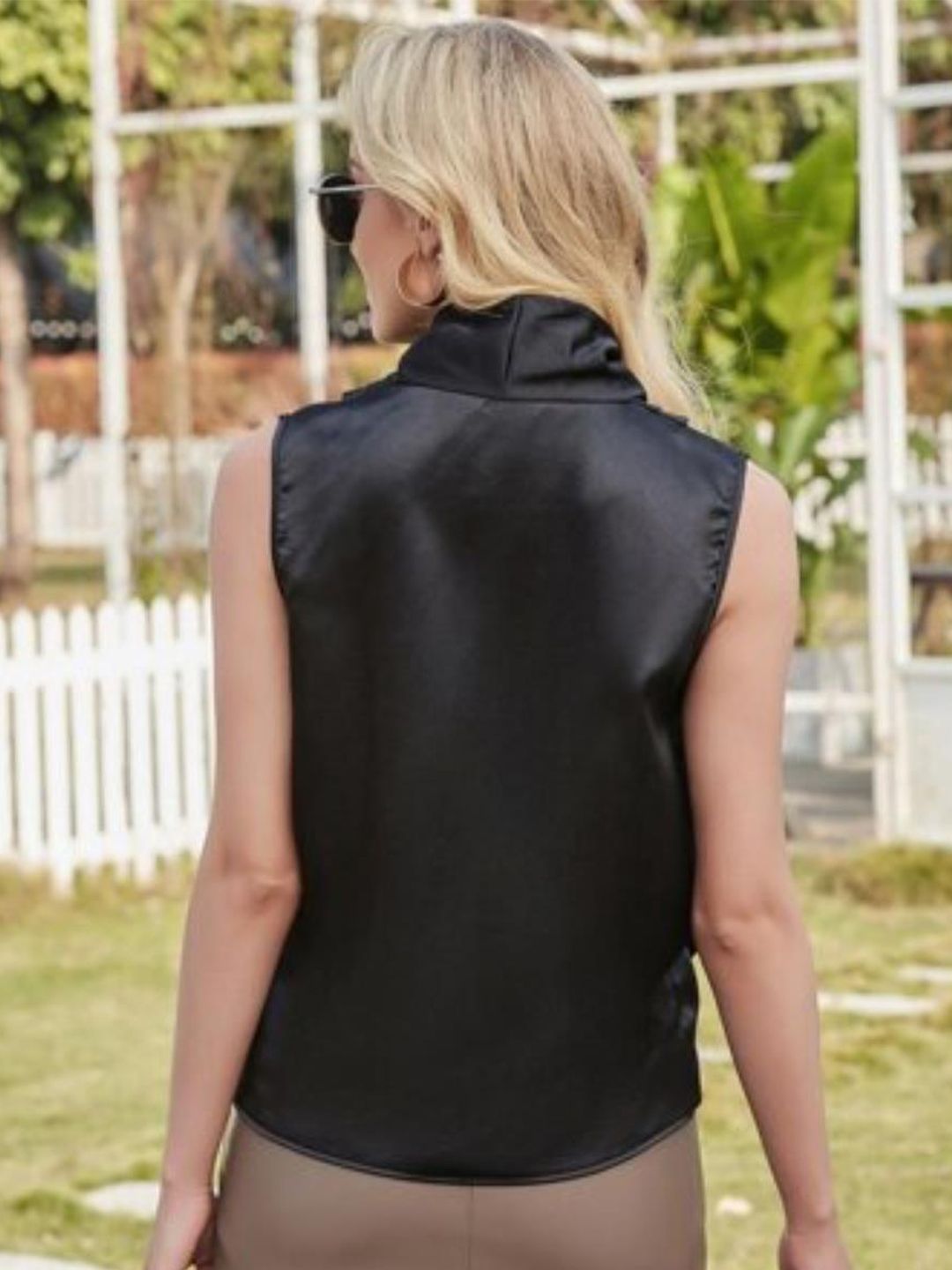 Kotty Black V-Neck Sleeveless Satin Wrap Top