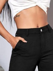 Kotty Women Black Jean Straight Fit High-Rise Clean Look Stretchable Cargo Jeans