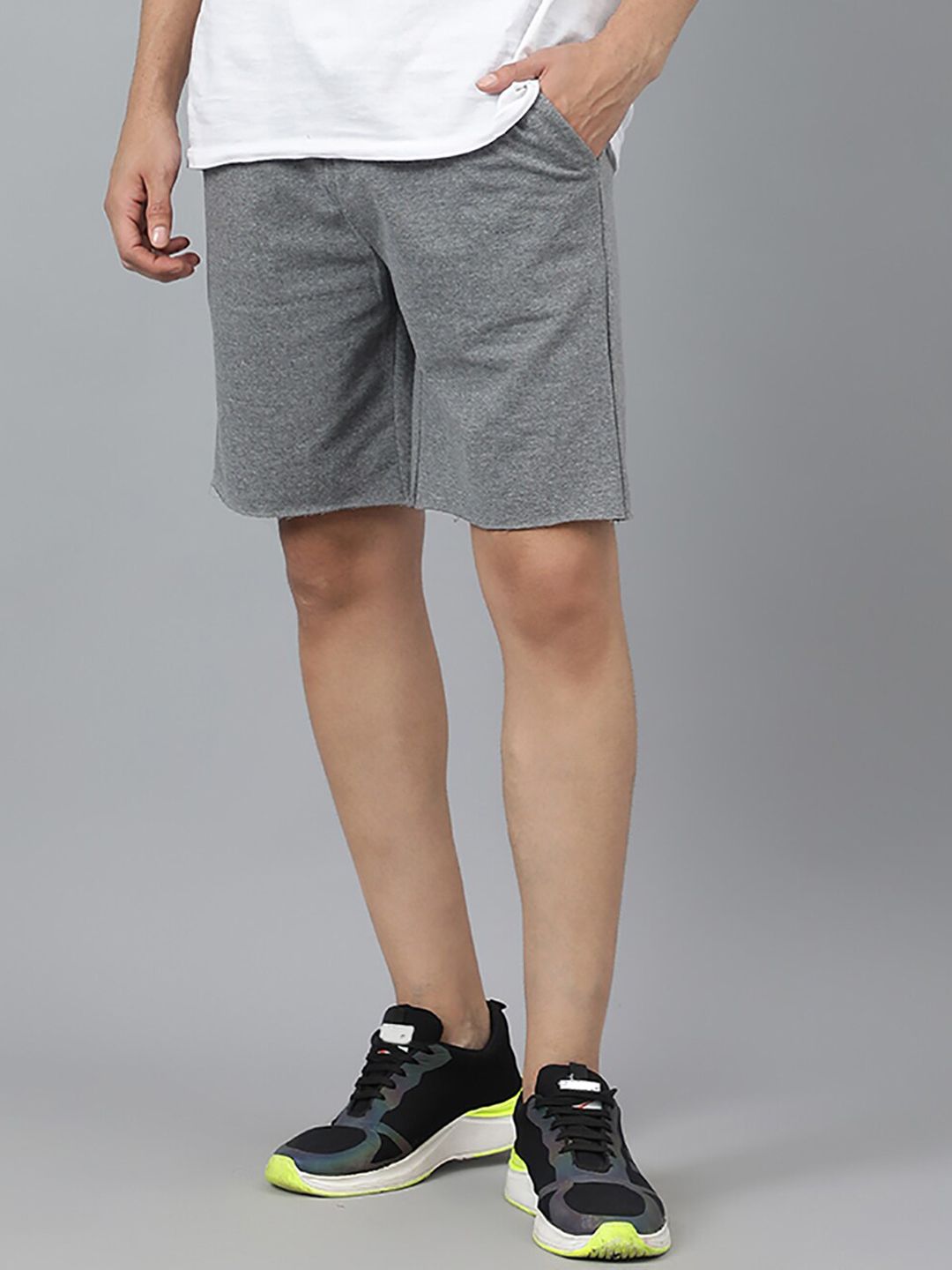 Kotty Men Grey Mid-Rise Regular Shorts