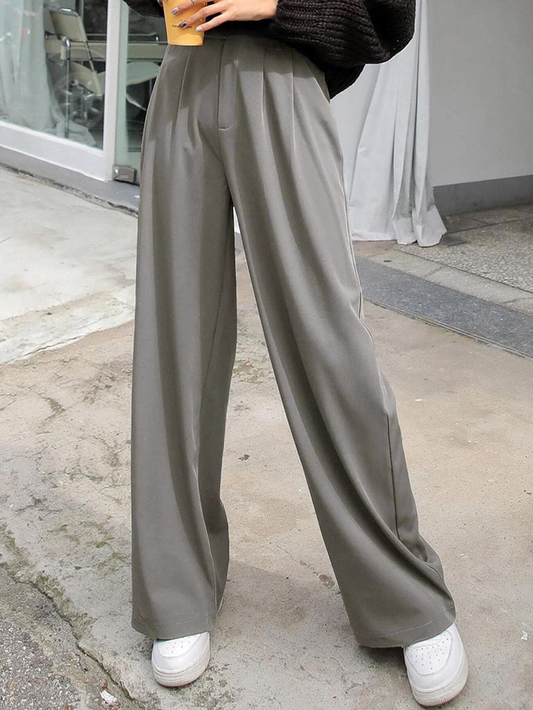 KOTTY Basics Women Relaxed Straight Leg Straight Fit High-Rise Easy Wash Pleated Trousers