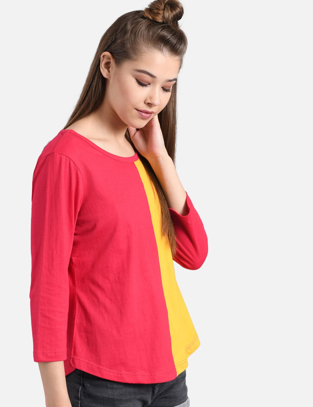 Kotty Women Pink & Yellow Colourblocked Round Neck T-shirt