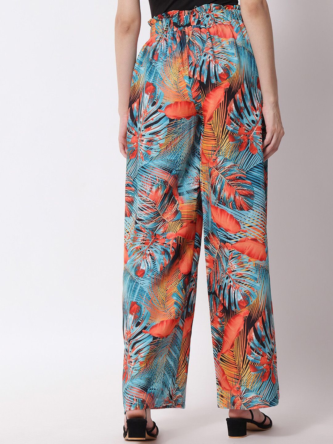 Kotty Women Blue Floral Printed Relaxed Flared High-Rise Easy Wash Pleated Trousers